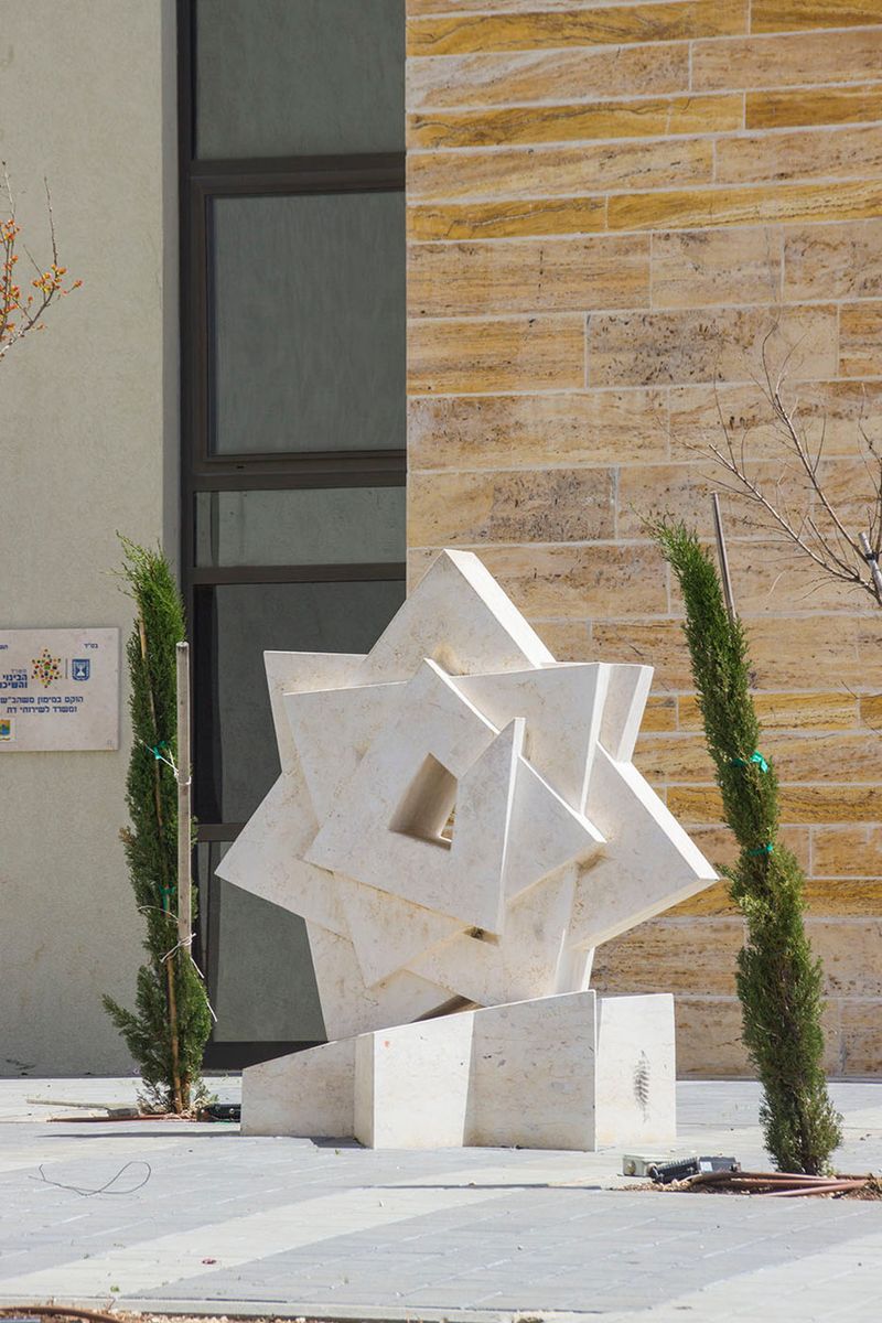 The Star of Liberty — sculpture by Nils Hansen